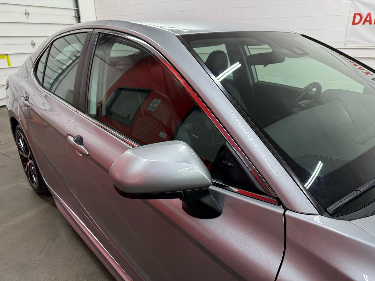 Toyota Camry SE 2019