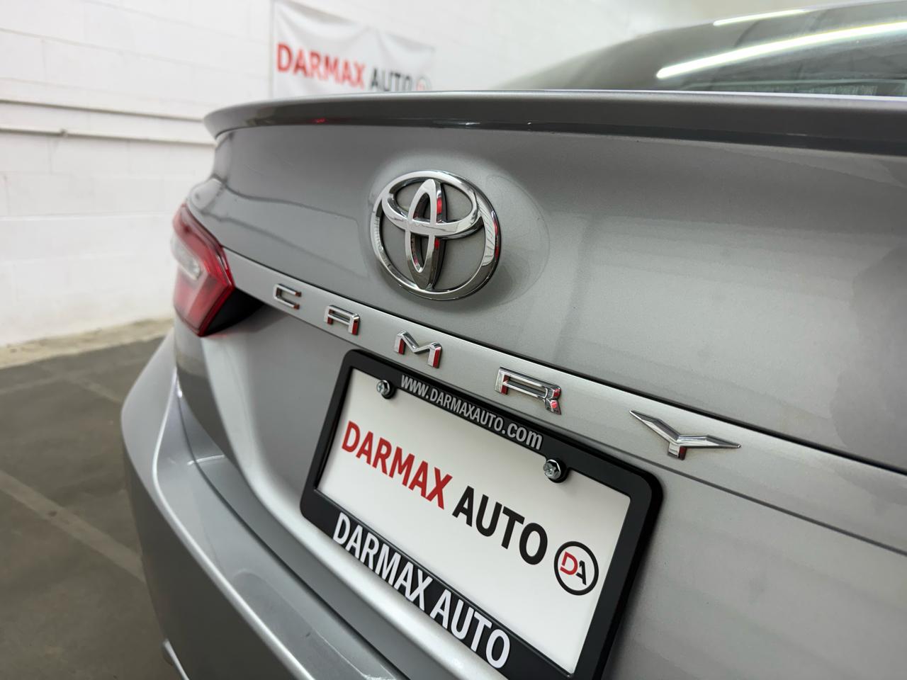 Toyota Camry SE 2019