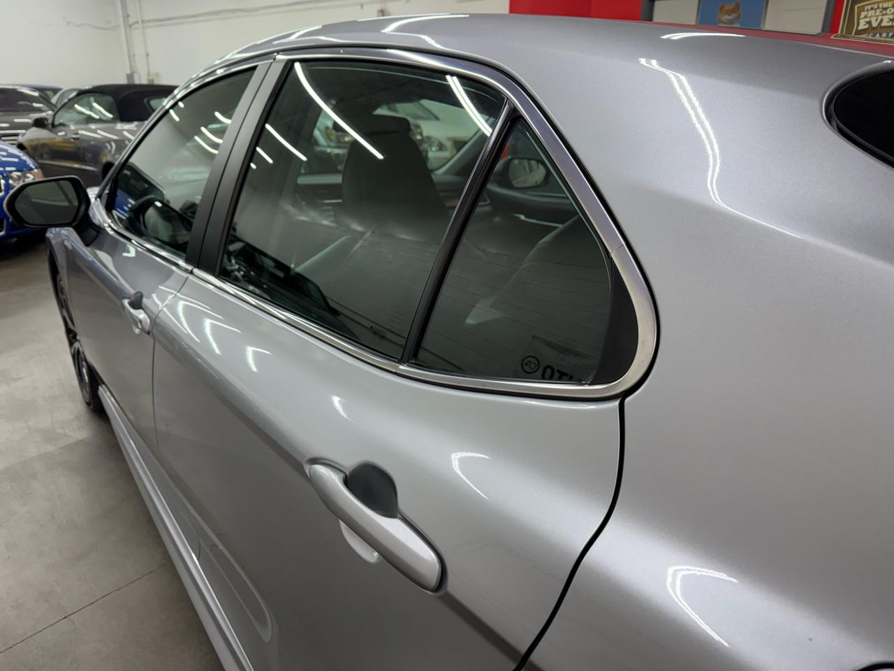 Toyota Camry SE 2019