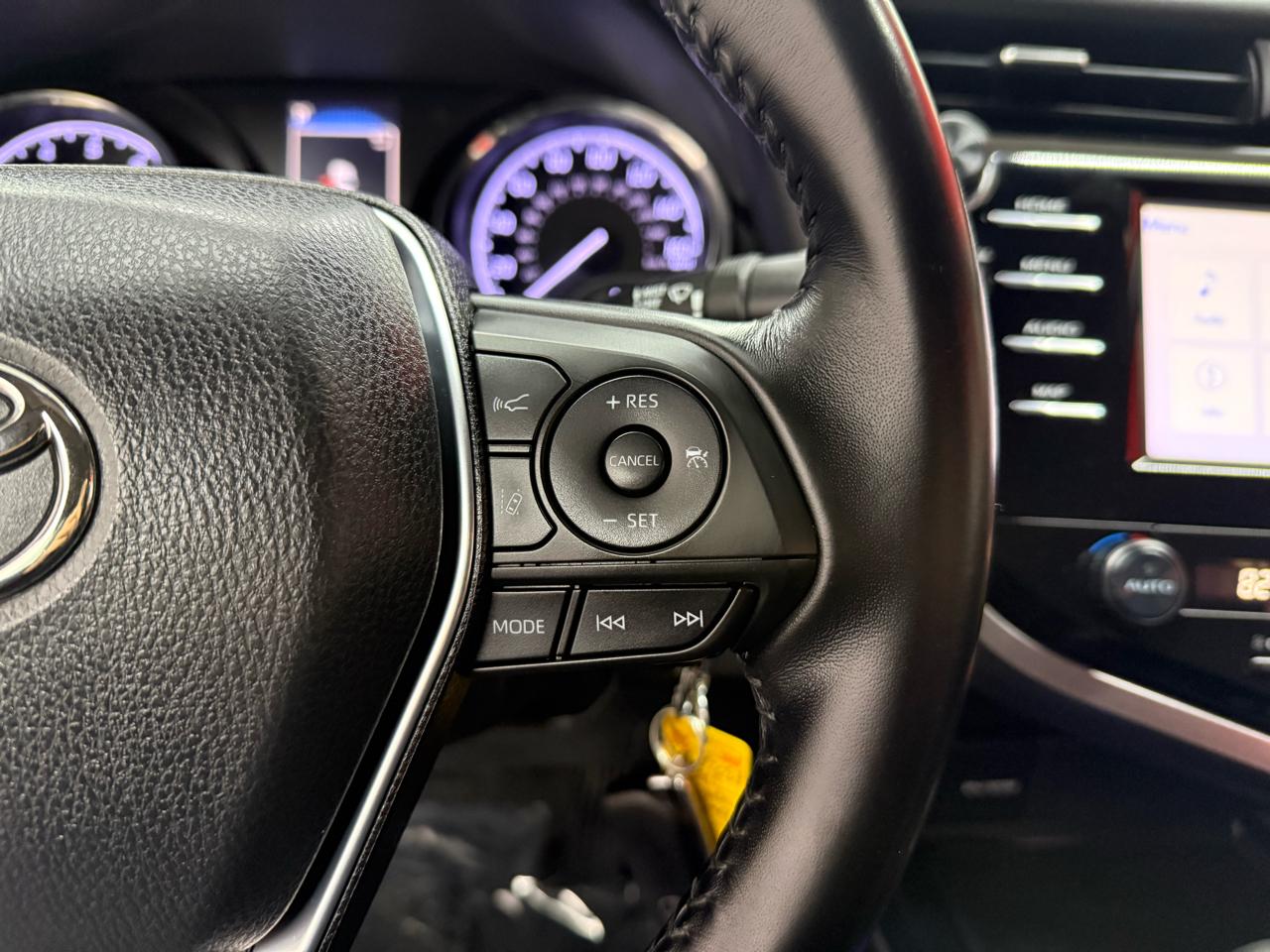 Toyota Camry SE 2019