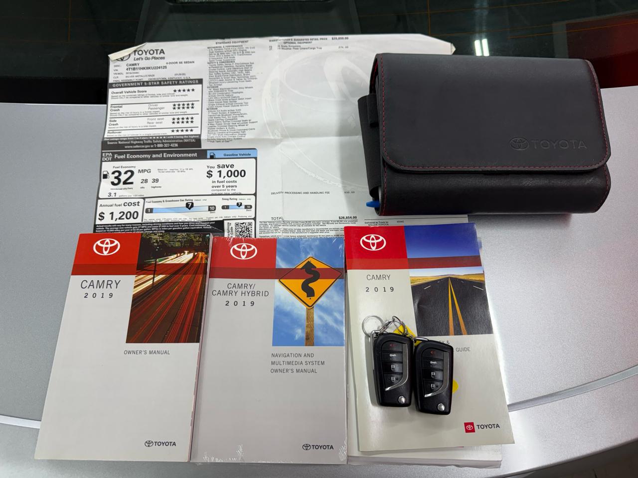 Toyota Camry SE 2019