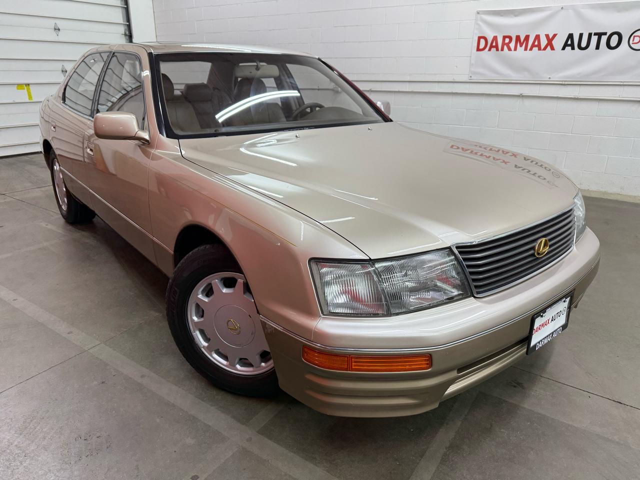Lexus LS 400 4dr Sdn 1996