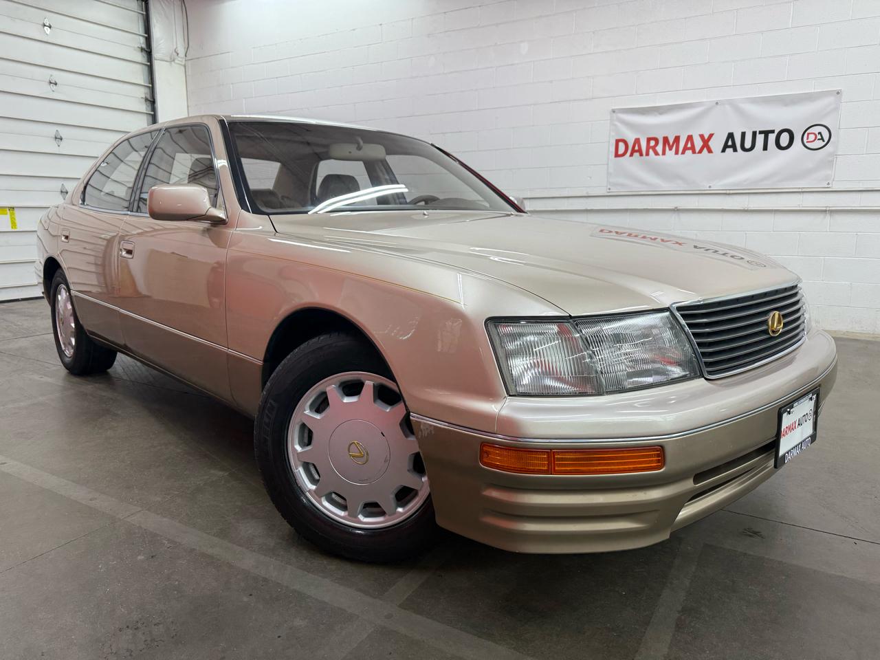 Lexus LS 400 4dr Sdn 1996