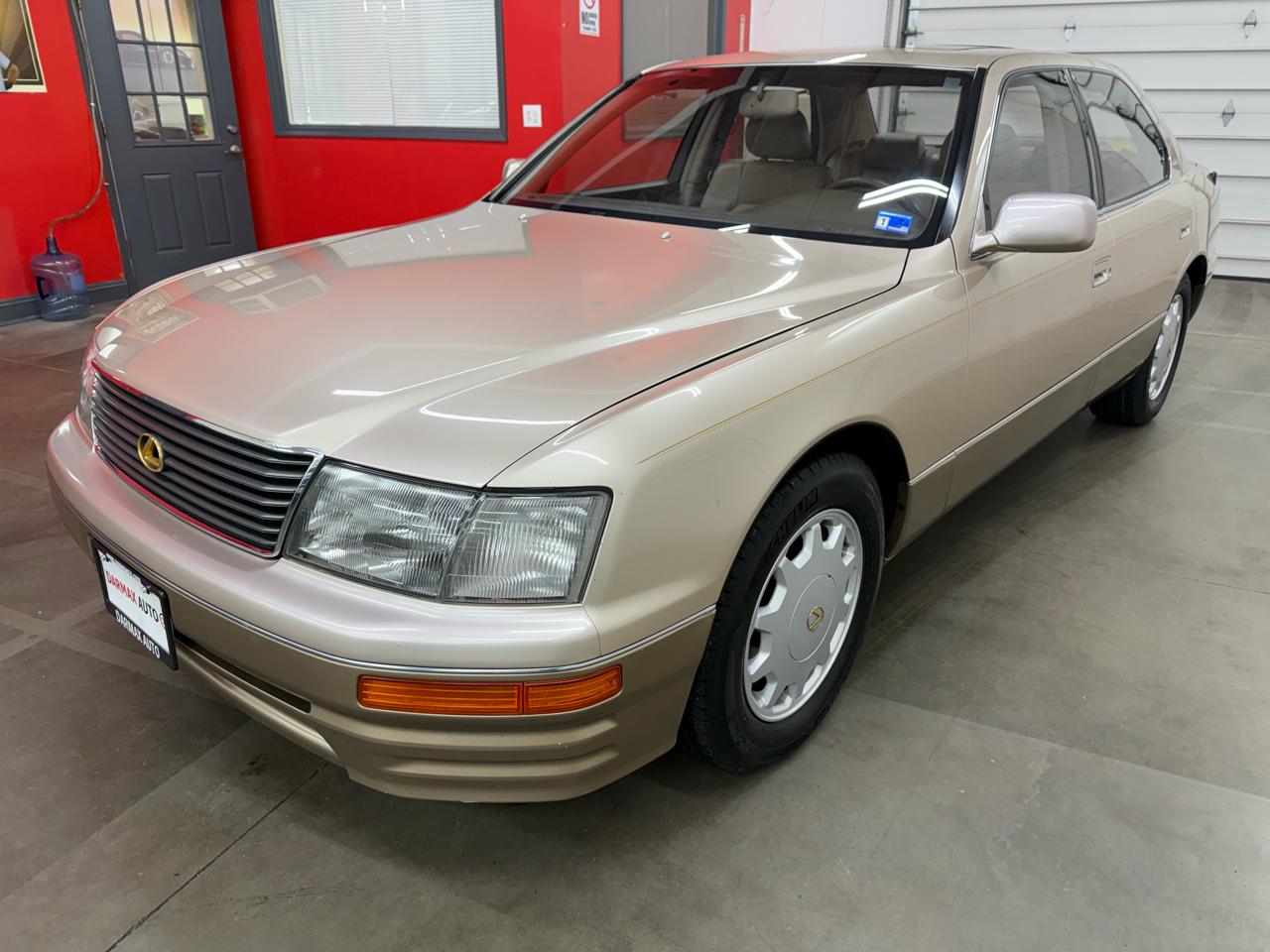 Lexus LS 400 4dr Sdn 1996