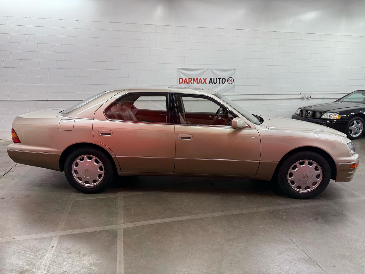 Lexus LS 400 4dr Sdn 1996