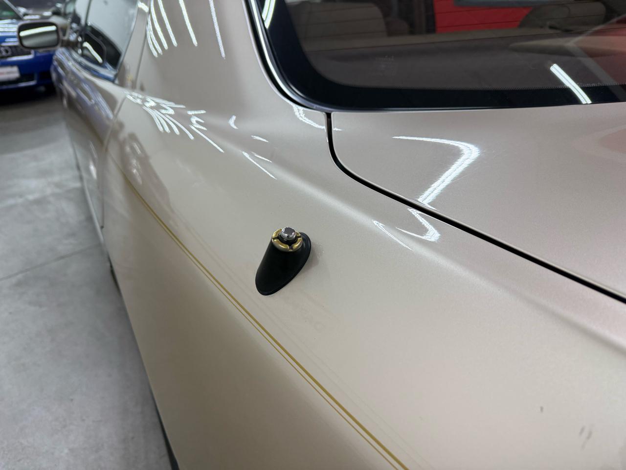 Lexus LS 400 4dr Sdn 1996