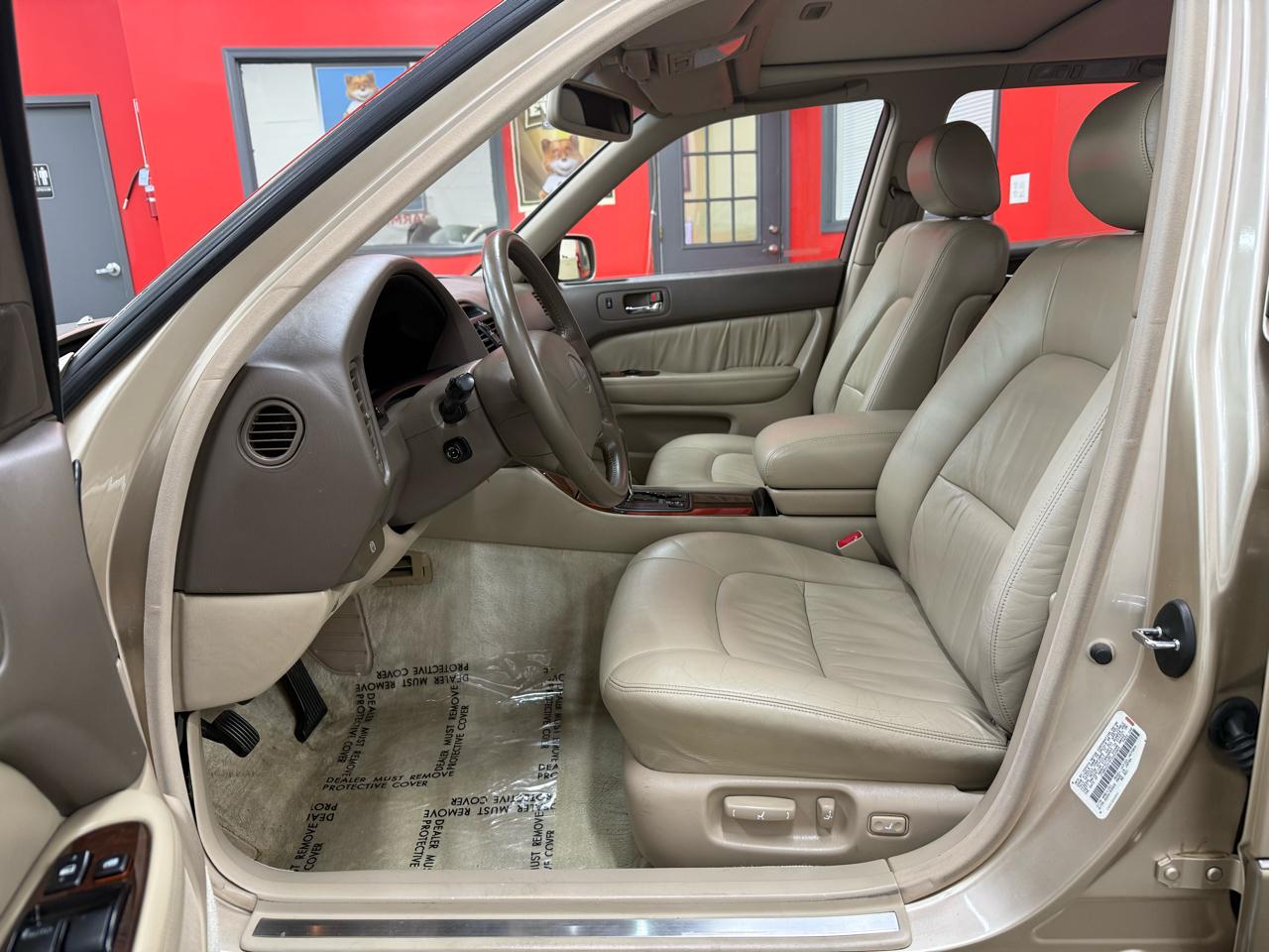 Lexus LS 400 4dr Sdn 1996