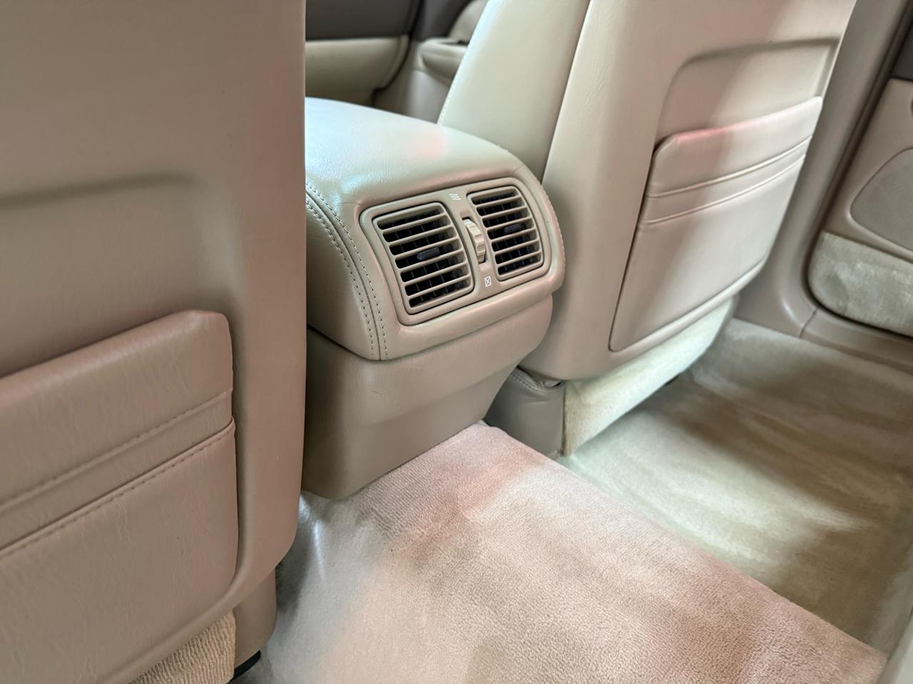 Lexus LS 400 4dr Sdn 1996