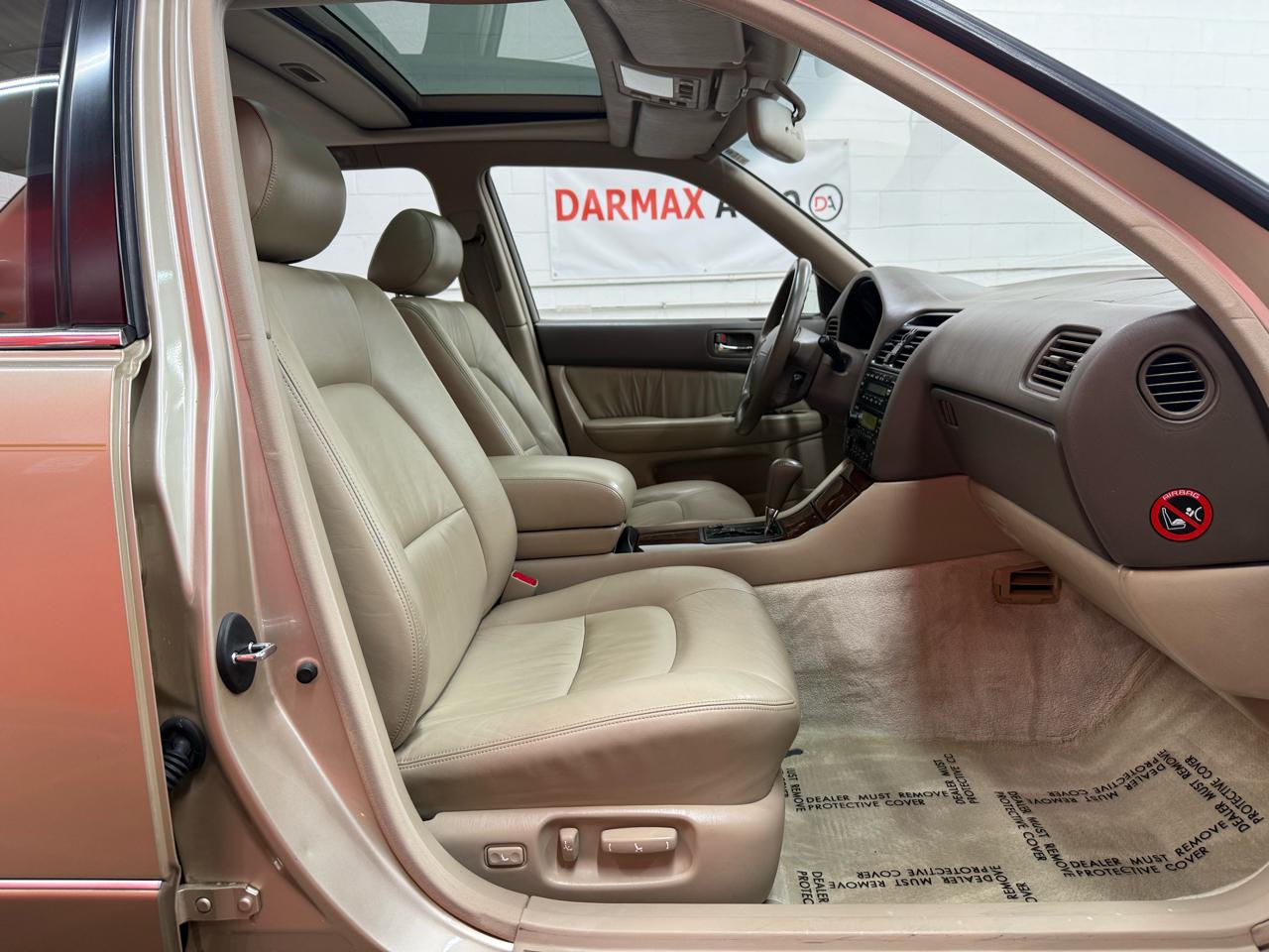 Lexus LS 400 4dr Sdn 1996