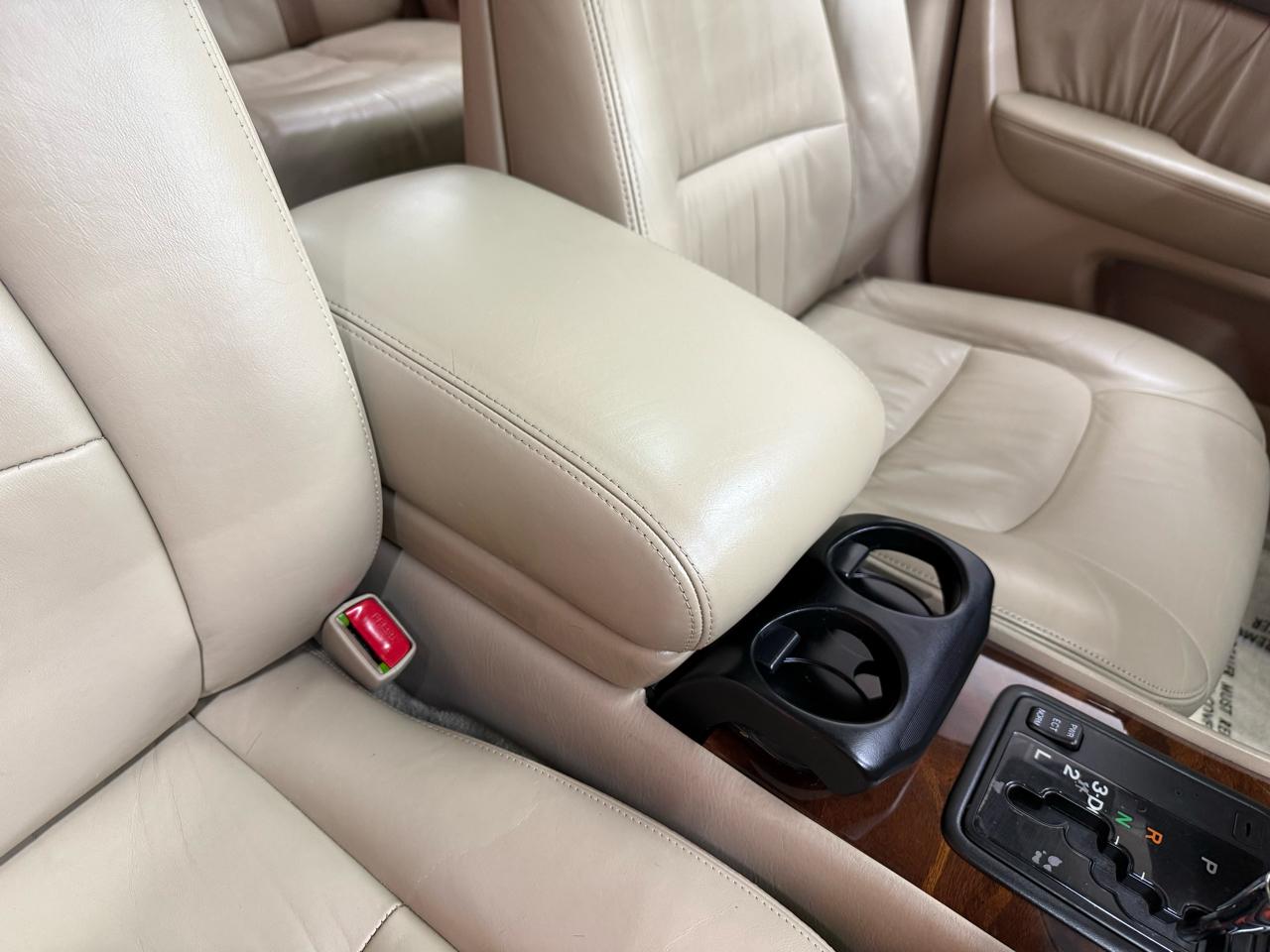 Lexus LS 400 4dr Sdn 1996