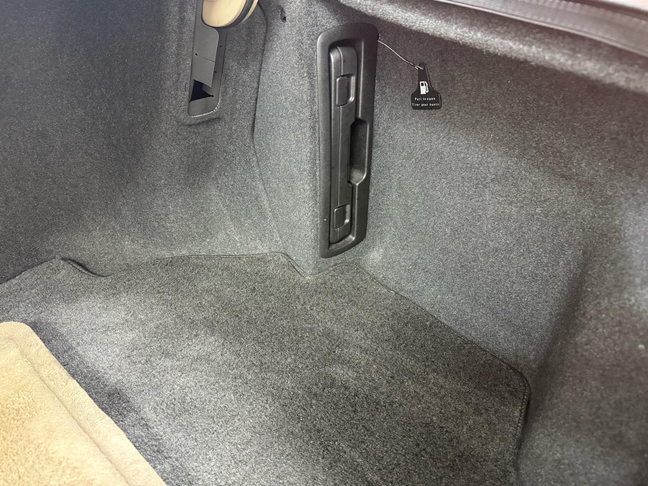 Lexus LS 400 4dr Sdn 1996