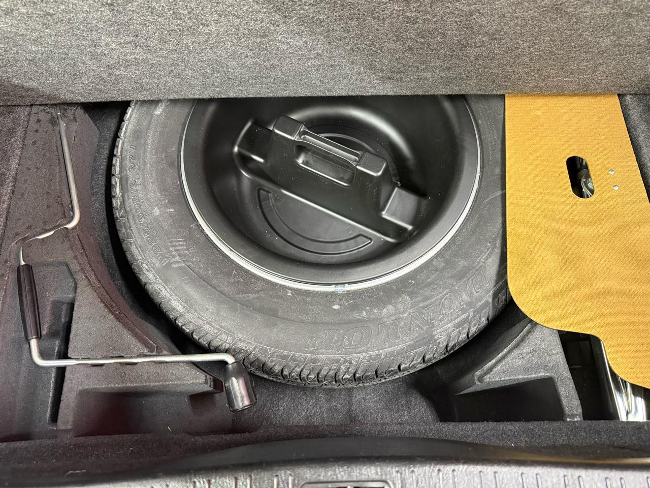 Lexus LS 400 4dr Sdn 1996