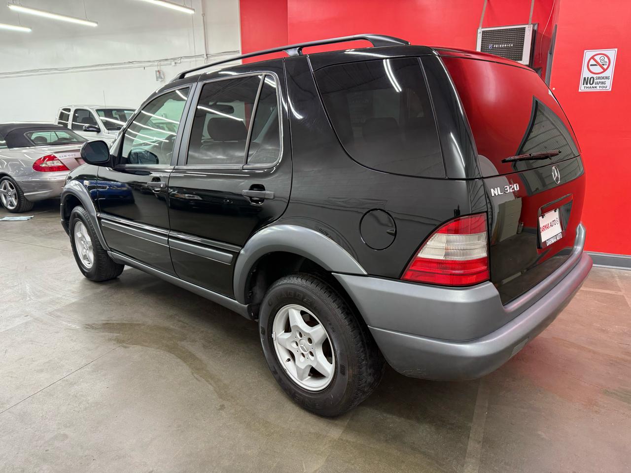Mercedes-Benz M-Class ML320 1998