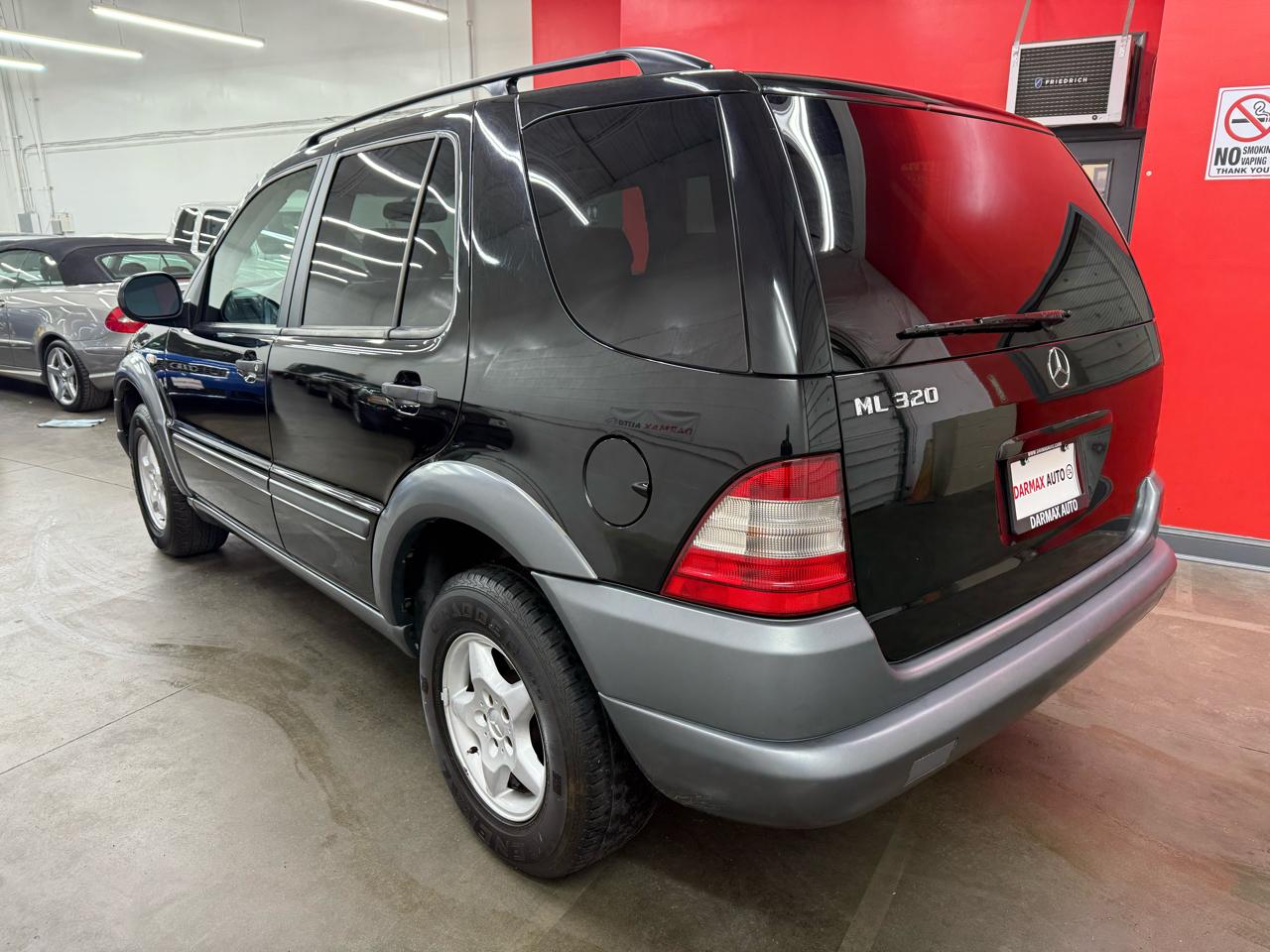 Mercedes-Benz M-Class ML320 1998