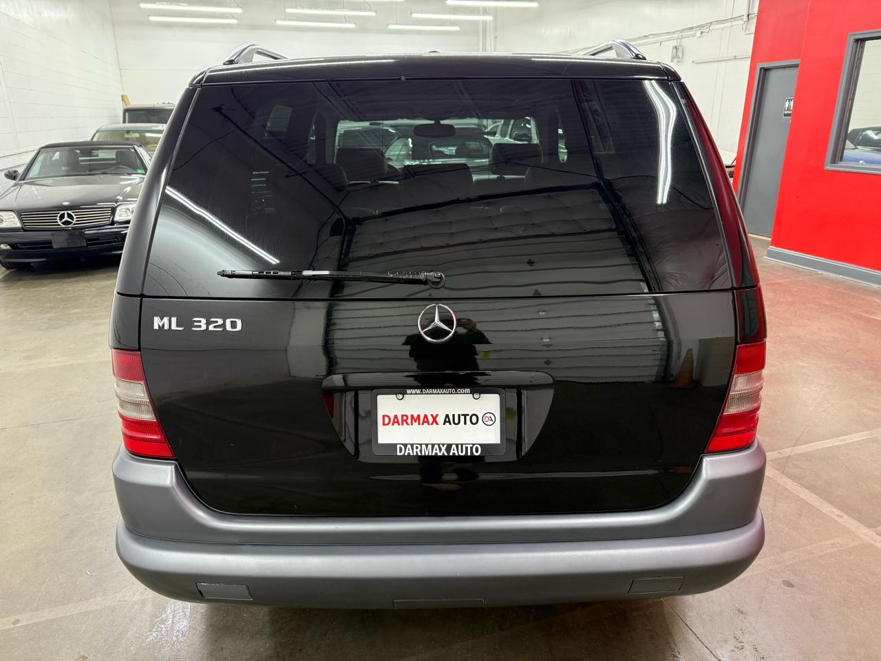 Mercedes-Benz M-Class ML320 1998