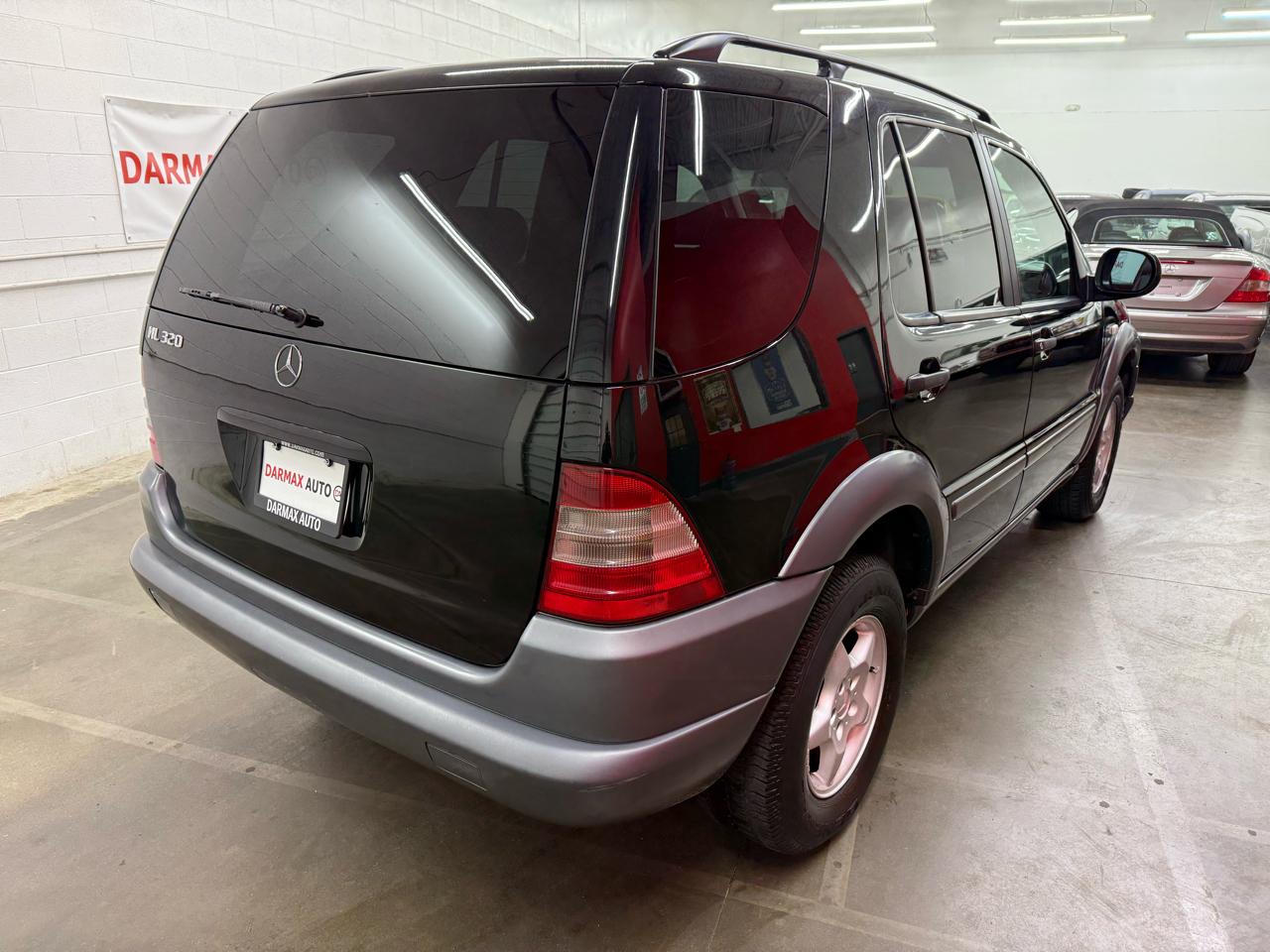 Mercedes-Benz M-Class ML320 1998