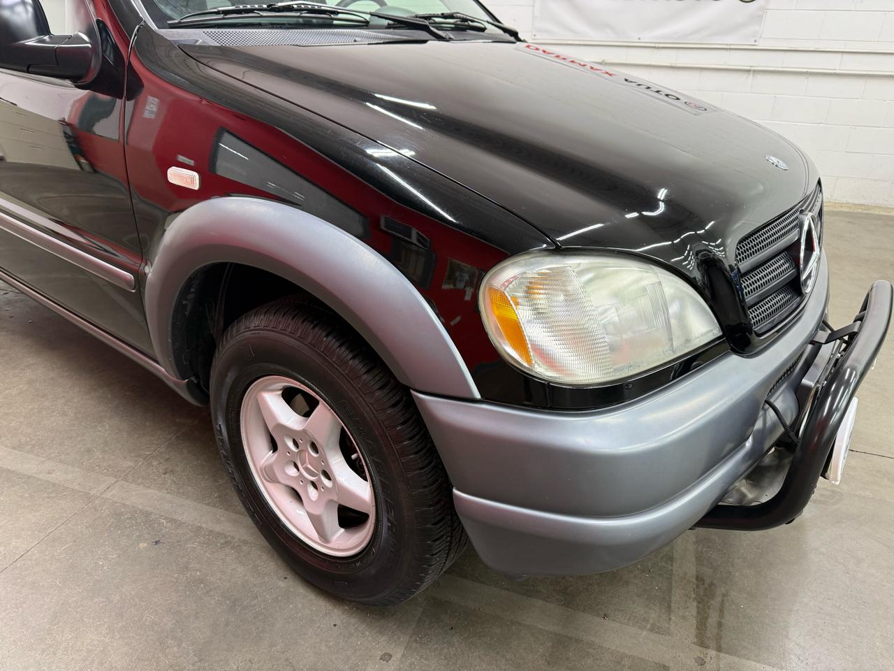 Mercedes-Benz M-Class ML320 1998