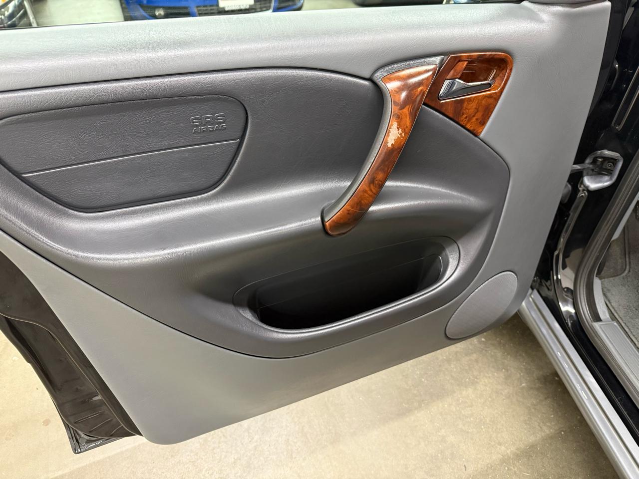 Mercedes-Benz M-Class ML320 1998