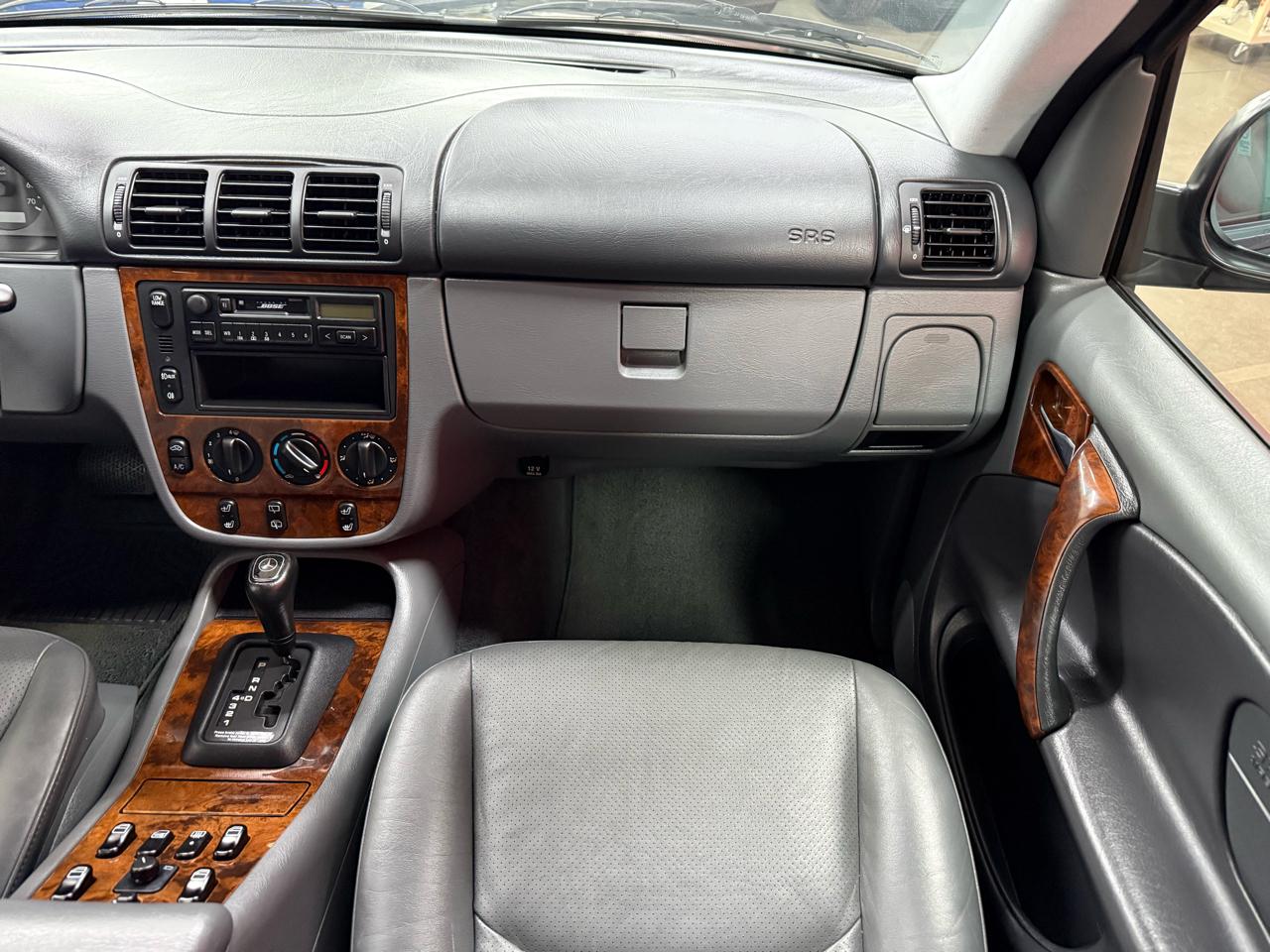 Mercedes-Benz M-Class ML320 1998