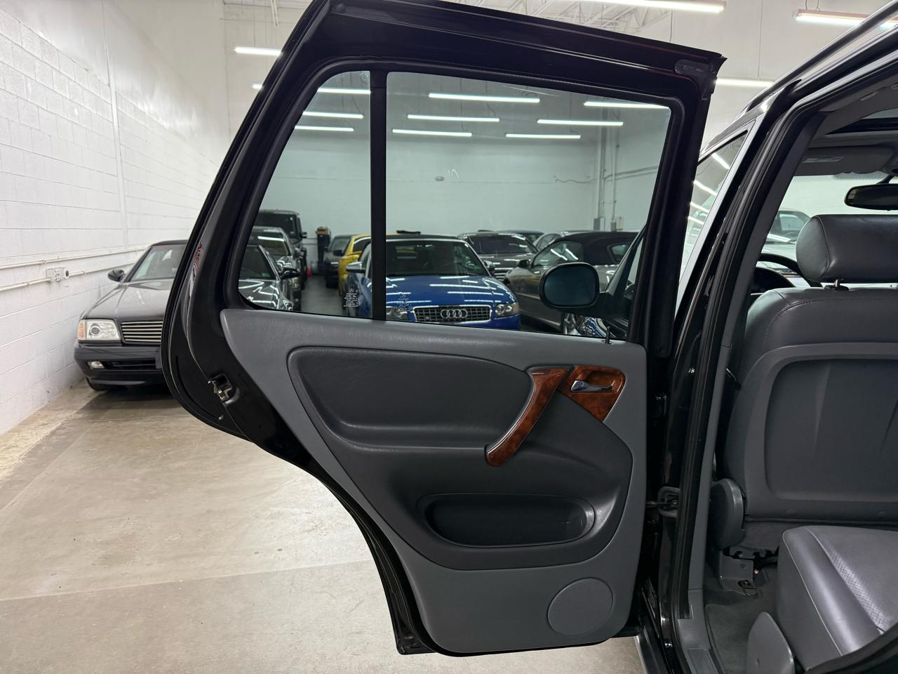 Mercedes-Benz M-Class ML320 1998