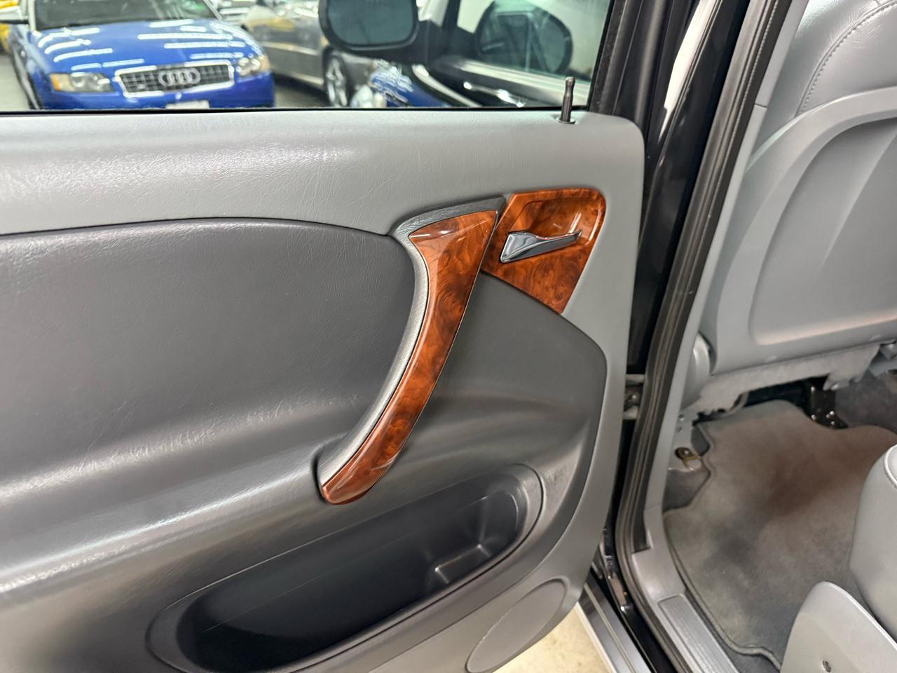 Mercedes-Benz M-Class ML320 1998