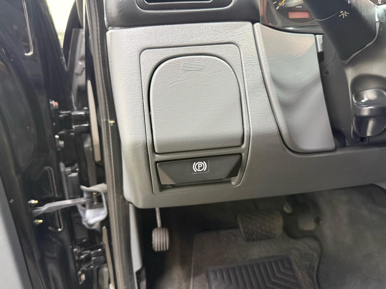 Mercedes-Benz M-Class ML320 1998