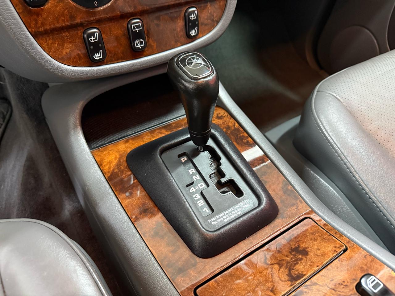 Mercedes-Benz M-Class ML320 1998