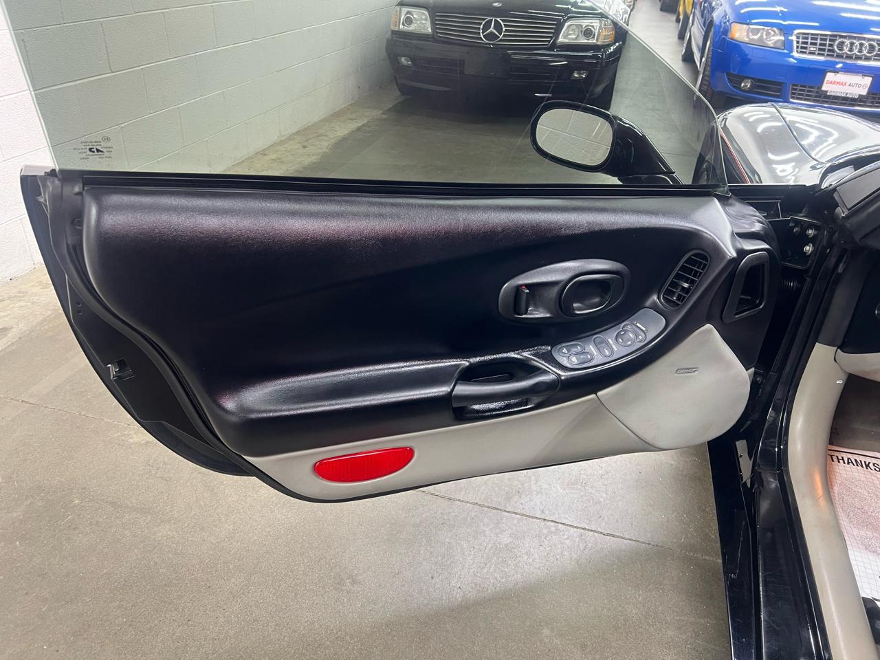 Chevrolet Corvette Coupe 1998