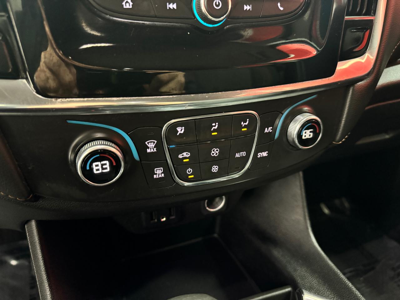 Chevrolet Traverse LS AWD 2021