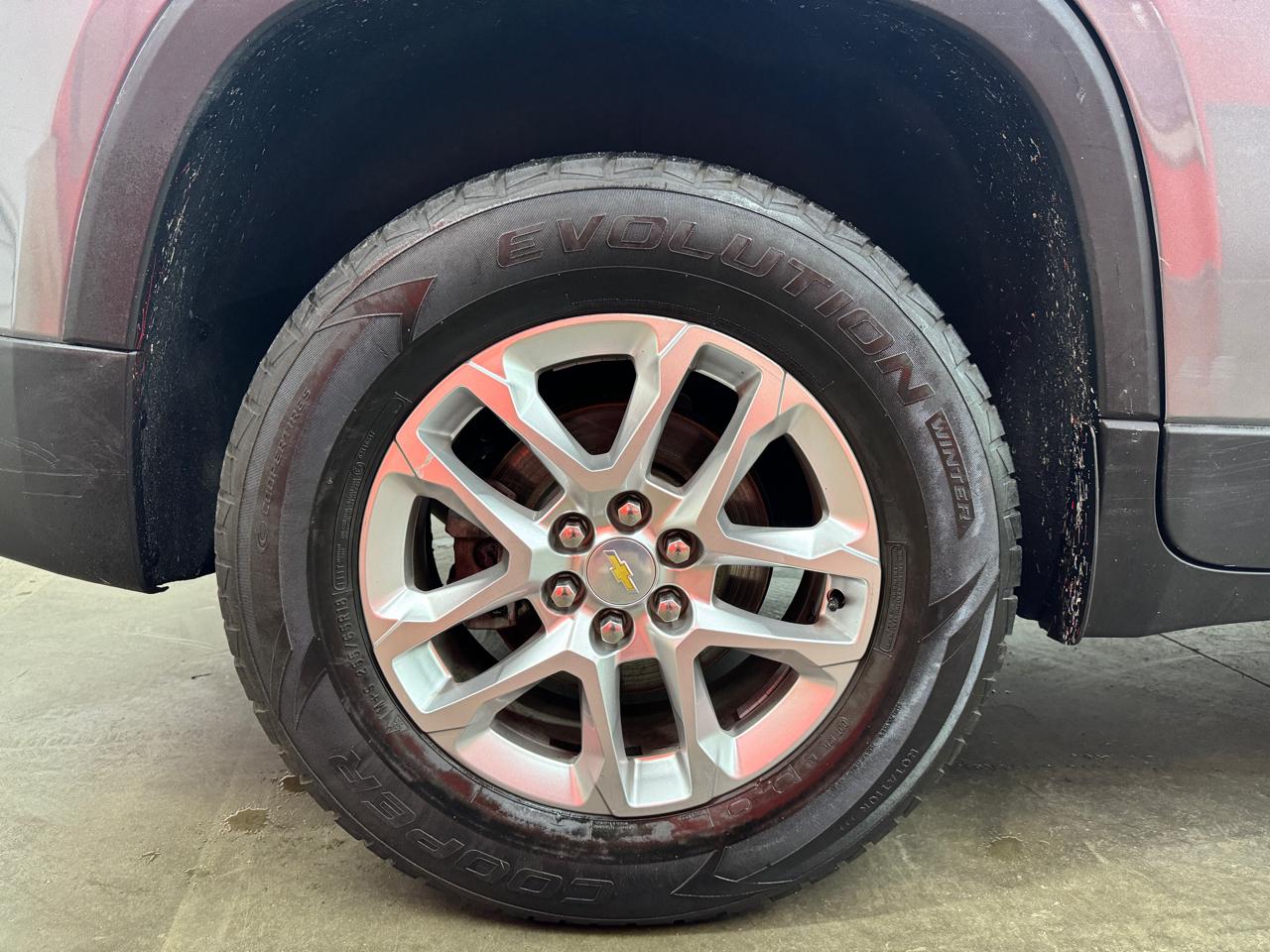 Chevrolet Traverse LS AWD 2021