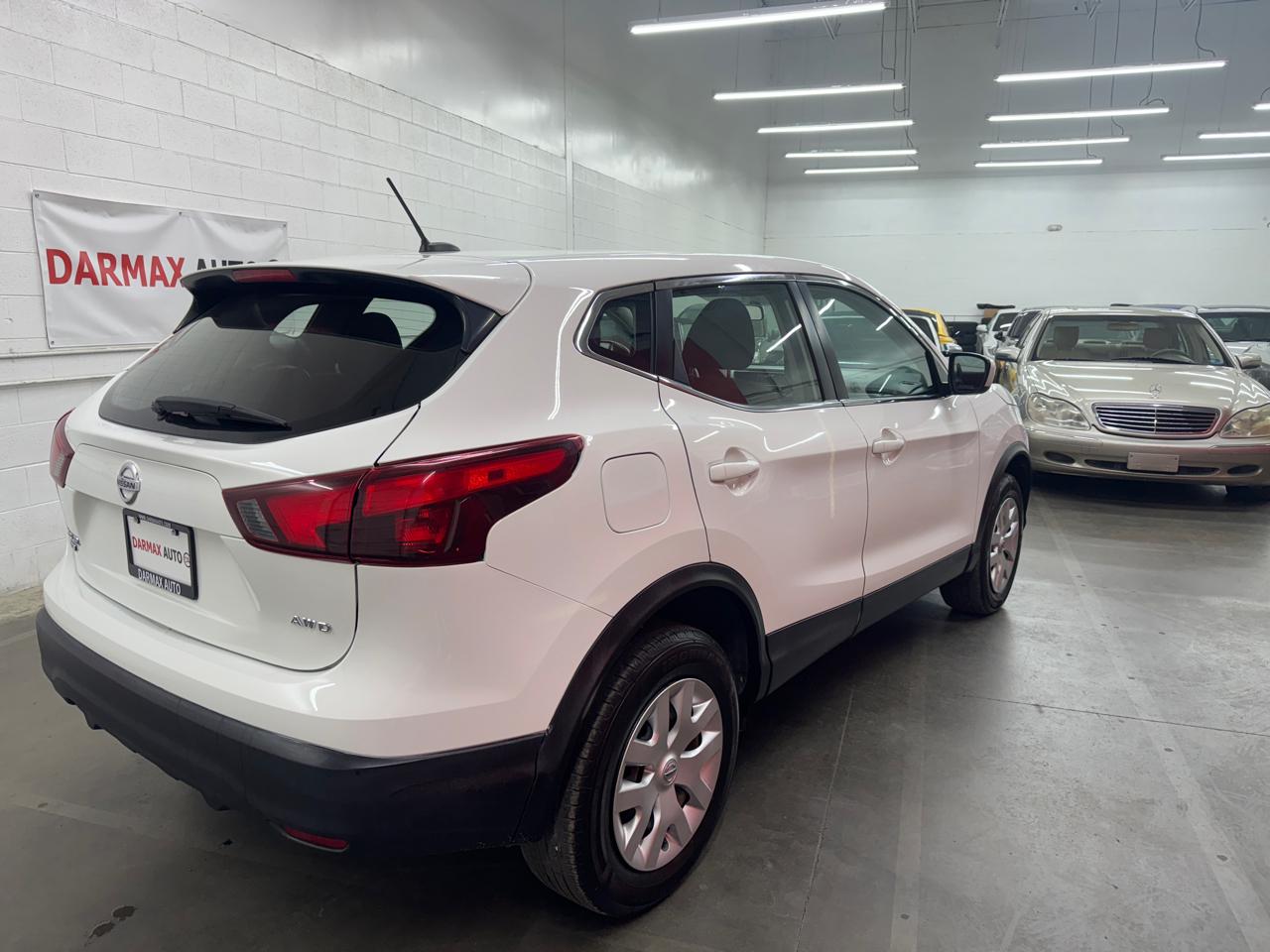 Nissan Rogue Sport S AWD 2018