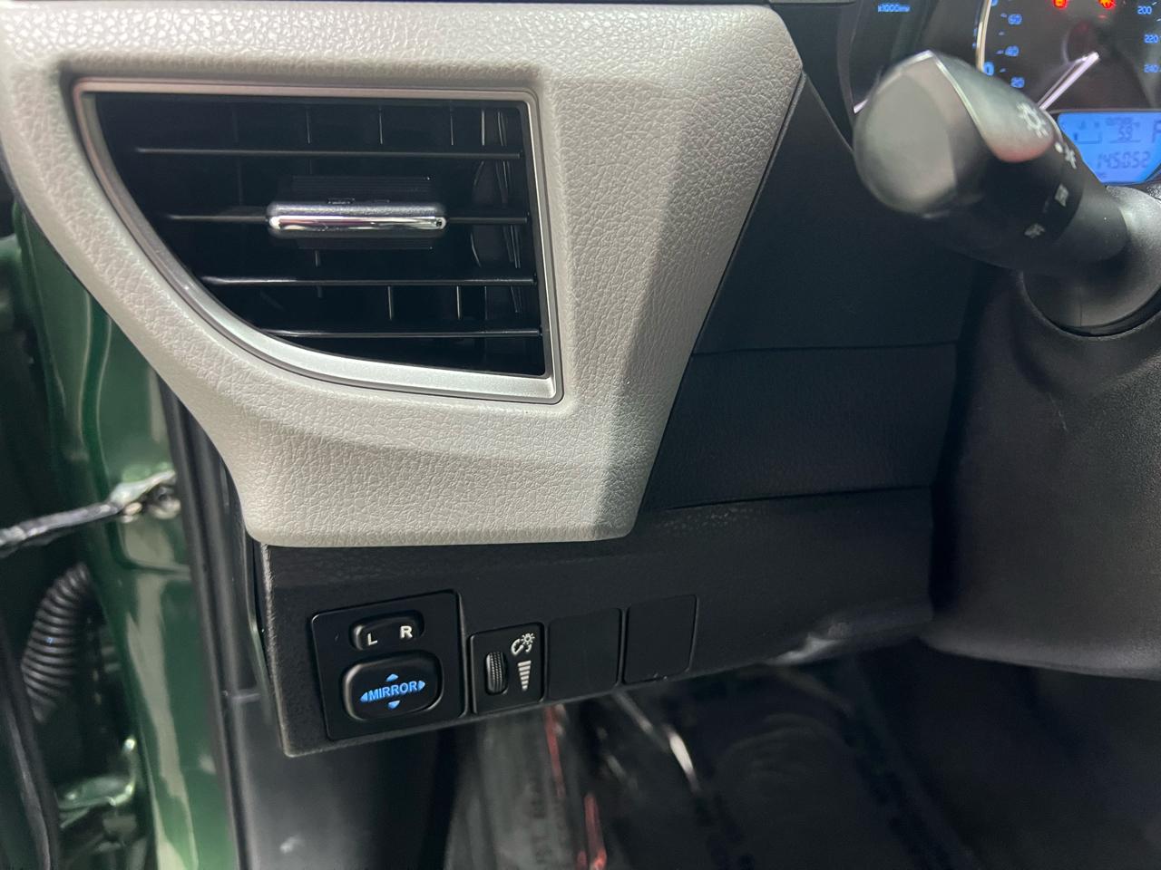 Toyota Corolla LE 2014