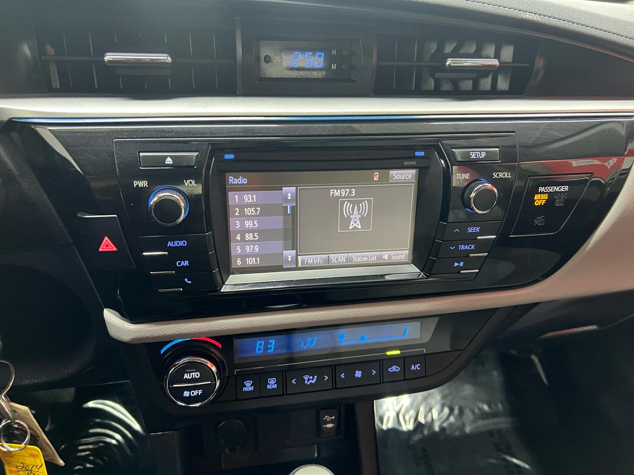 Toyota Corolla LE 2014