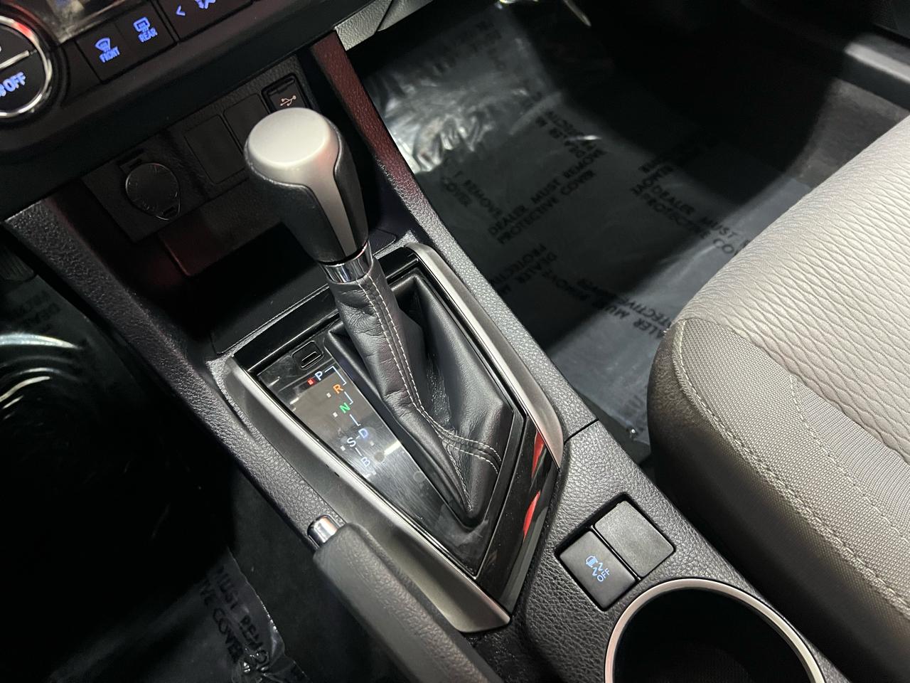 Toyota Corolla LE 2014