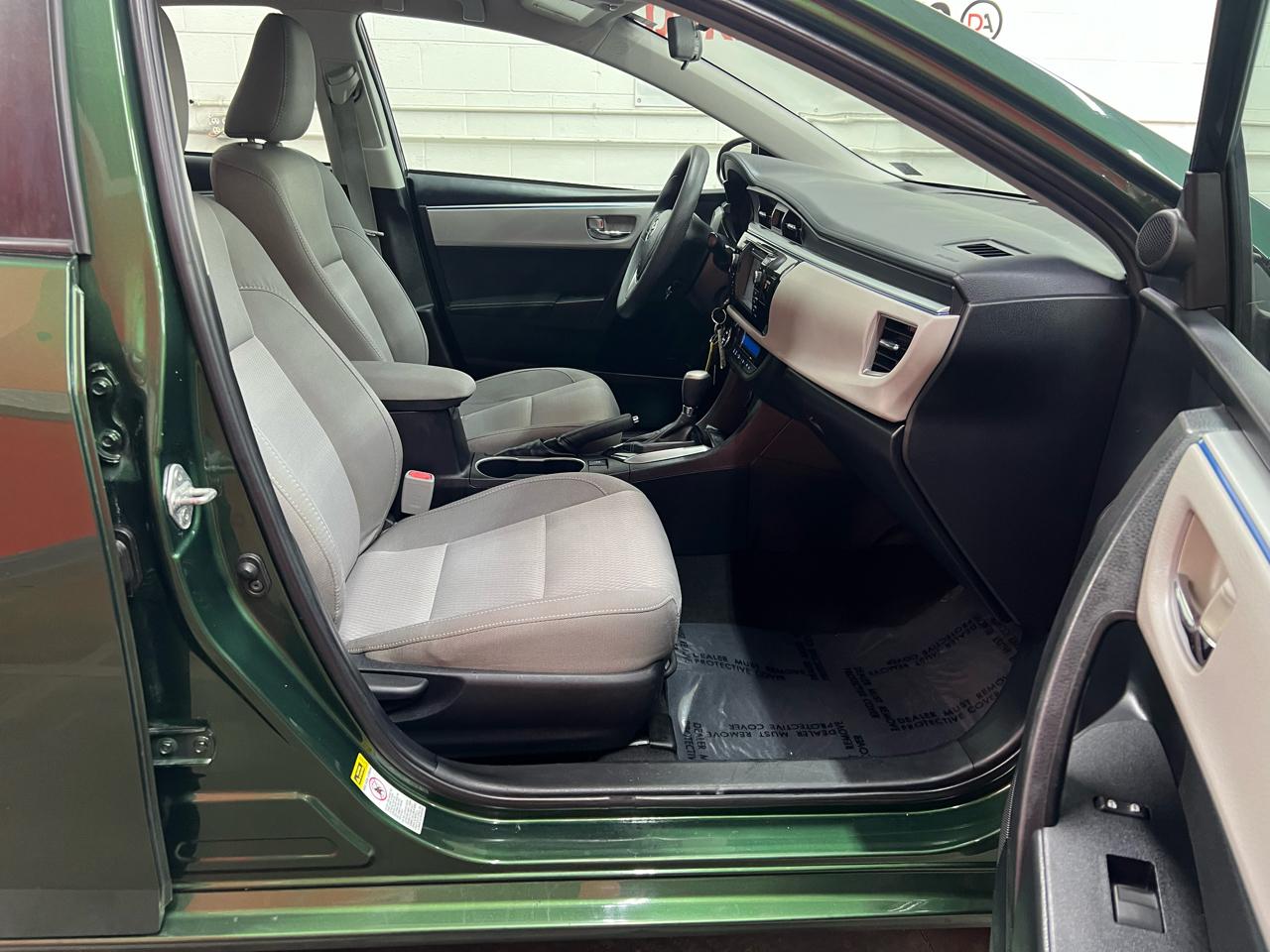 Toyota Corolla LE 2014