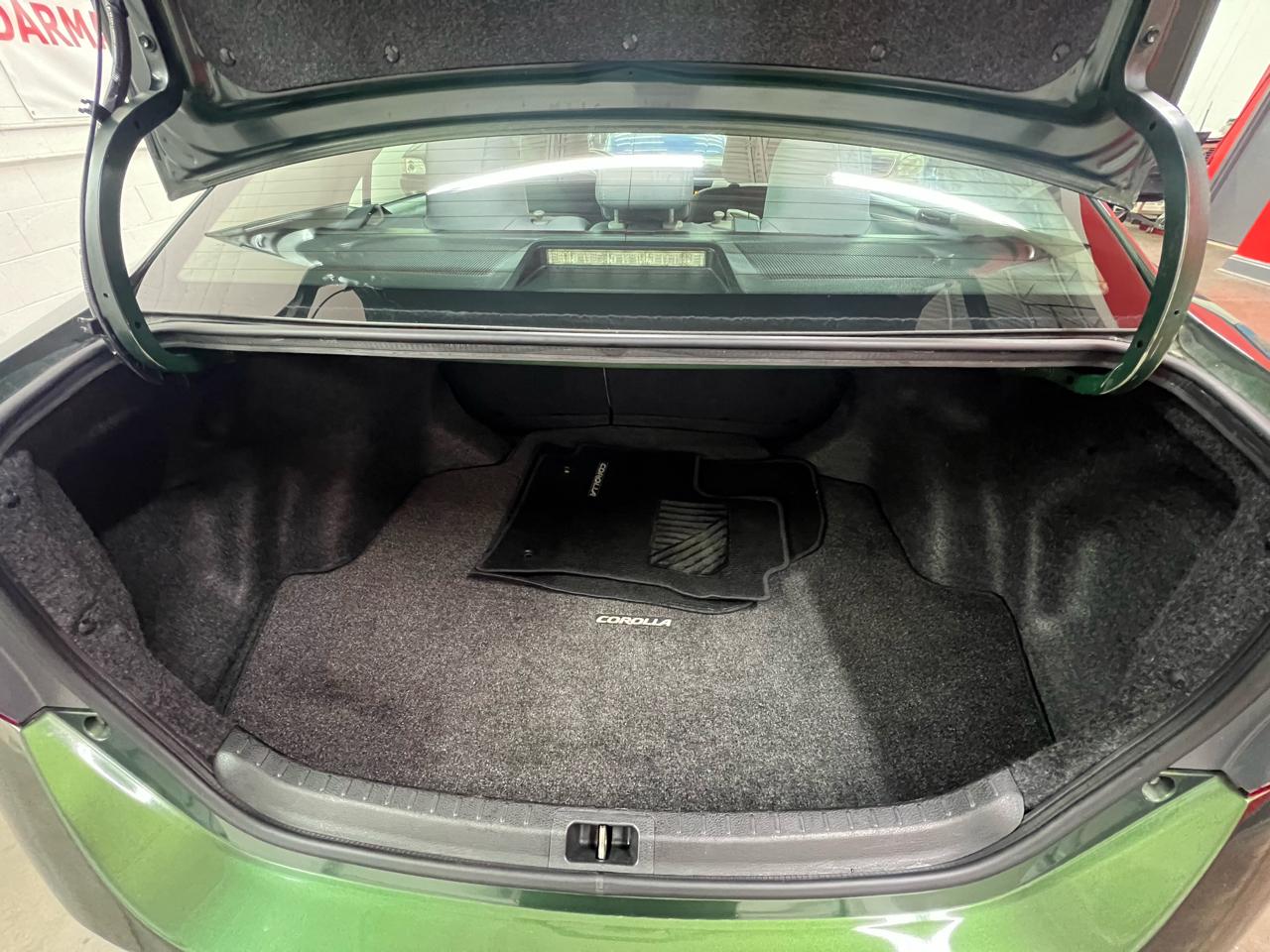 Toyota Corolla LE 2014