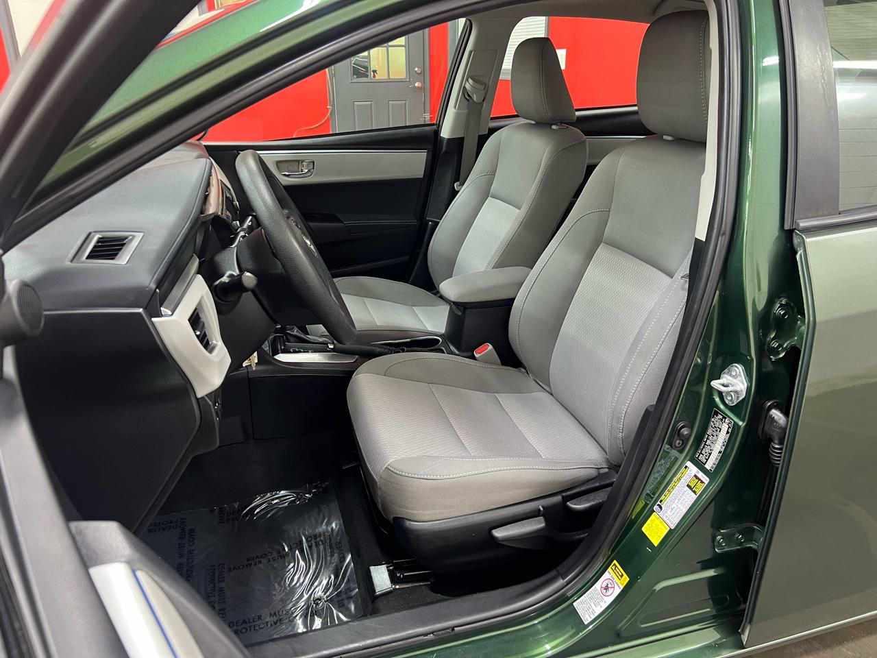 Toyota Corolla LE 2014