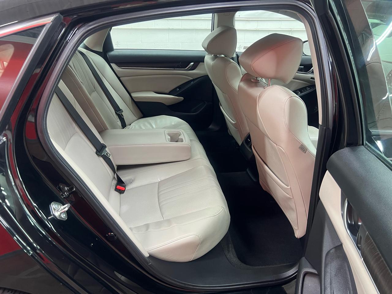 Honda Accord EX-Lw/Navigation CVT 2018