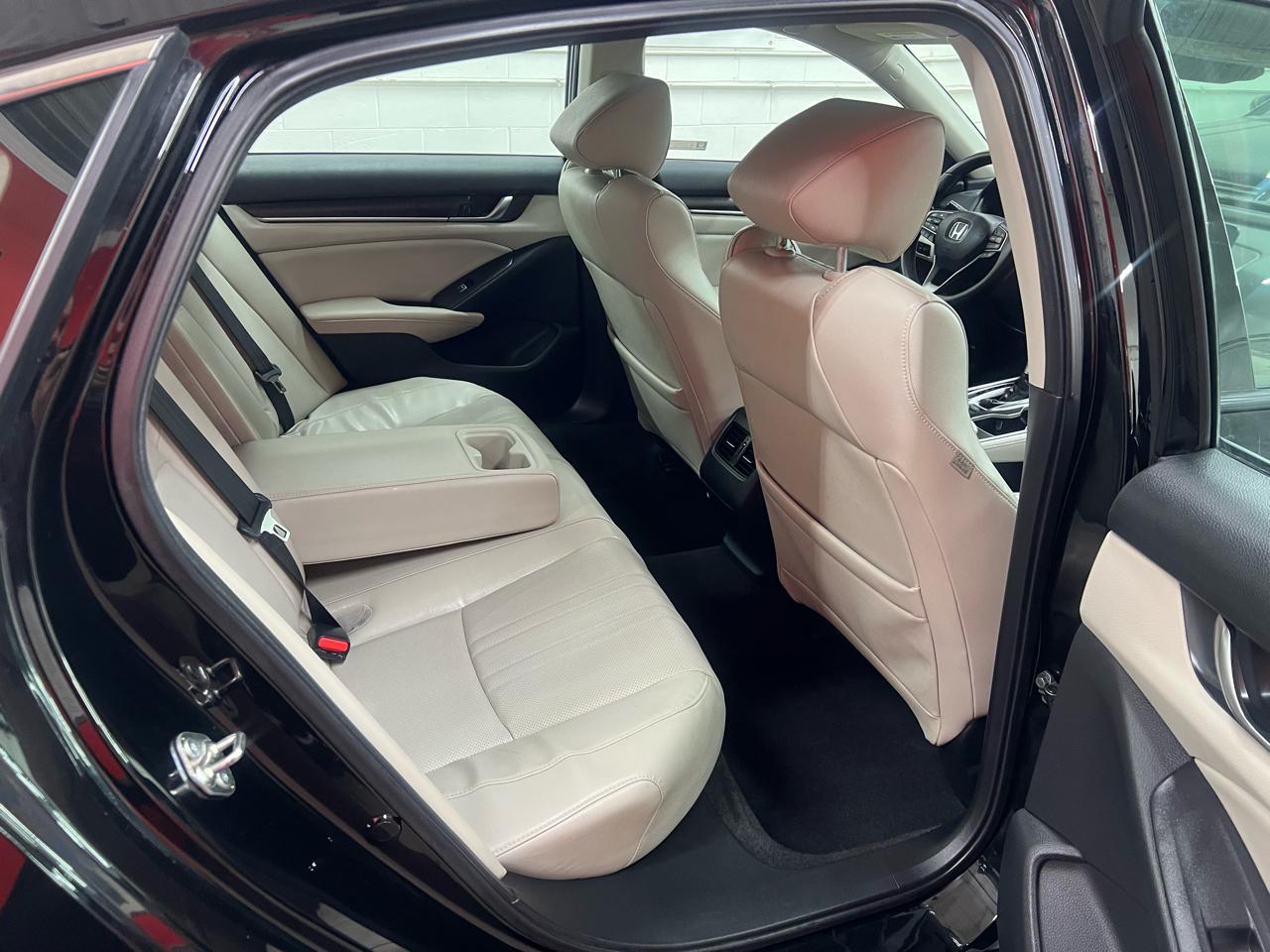 Honda Accord EX-Lw/Navigation CVT 2018