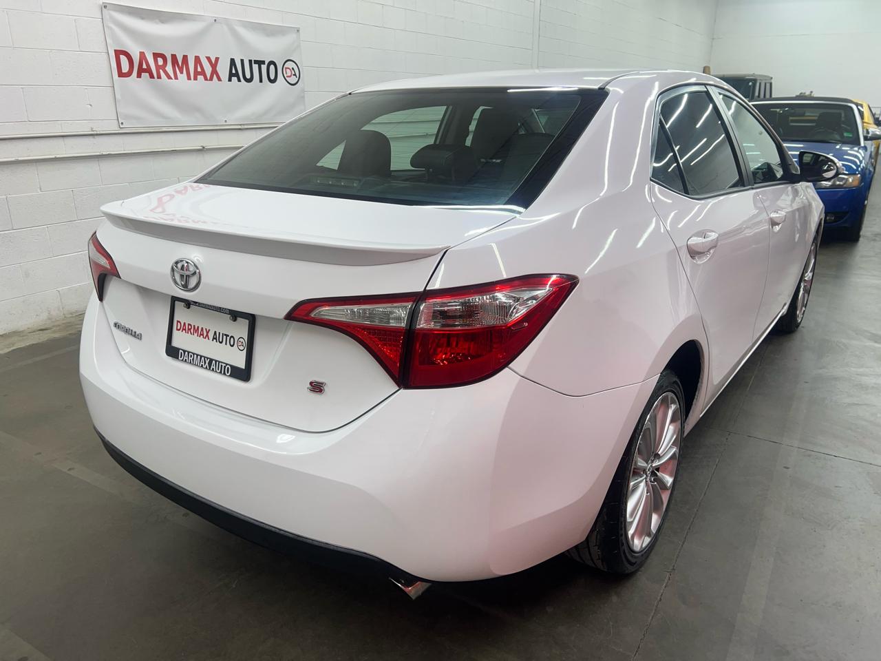 Toyota Corolla  2015