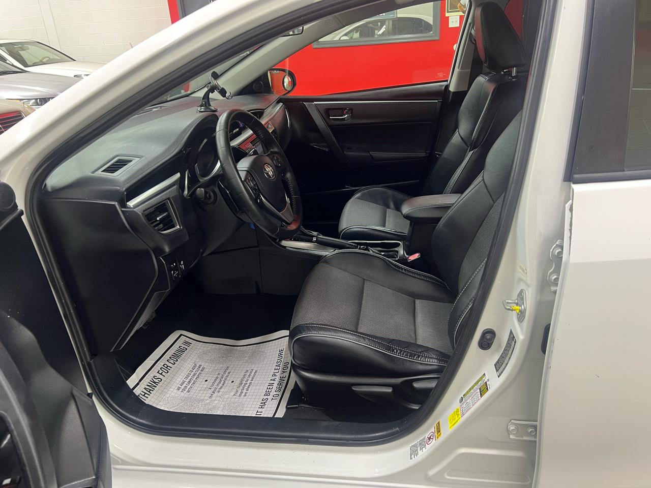 Toyota Corolla  2015