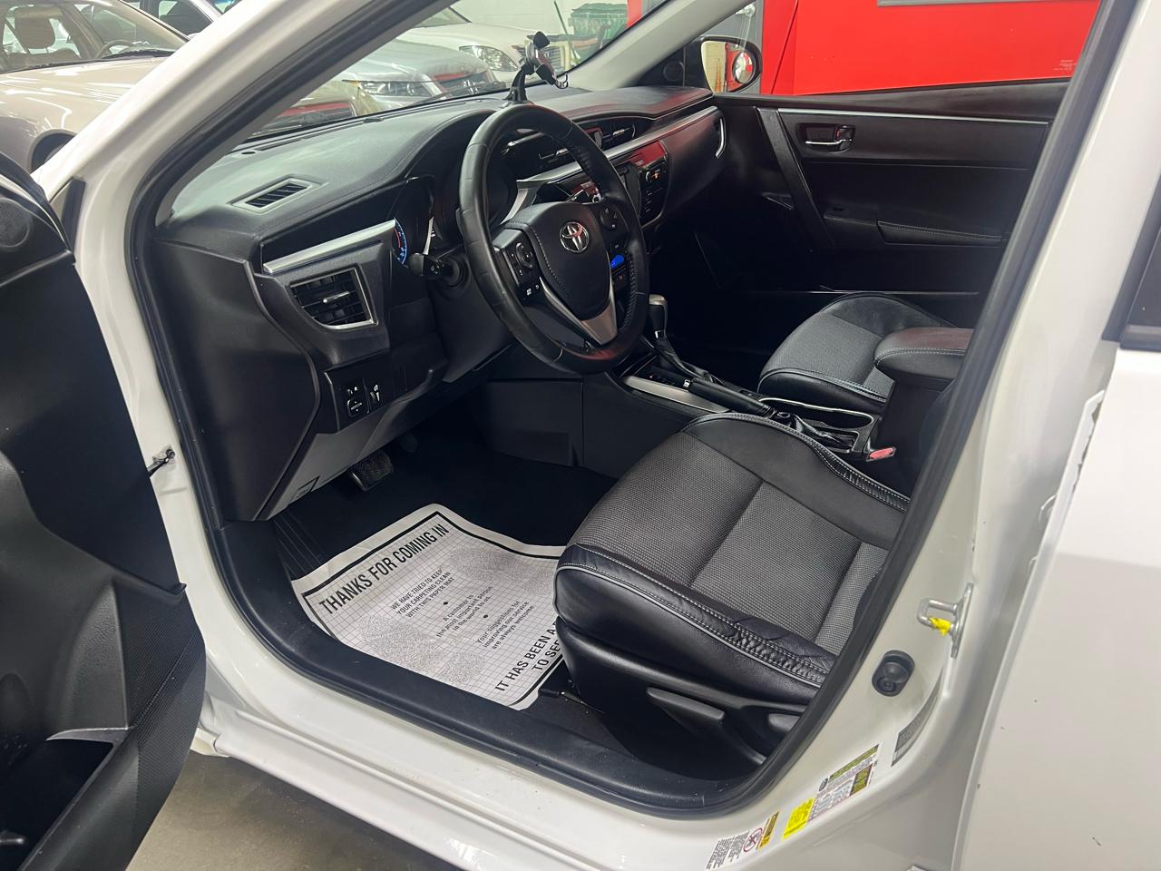 Toyota Corolla  2015