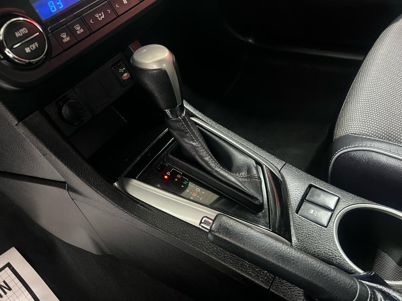 Toyota Corolla  2015