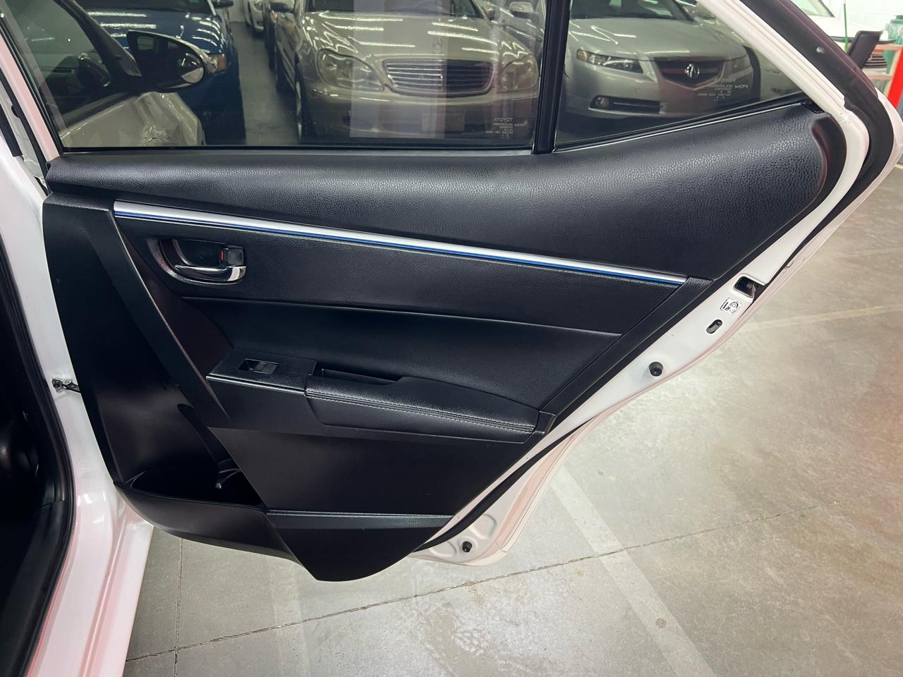 Toyota Corolla  2015