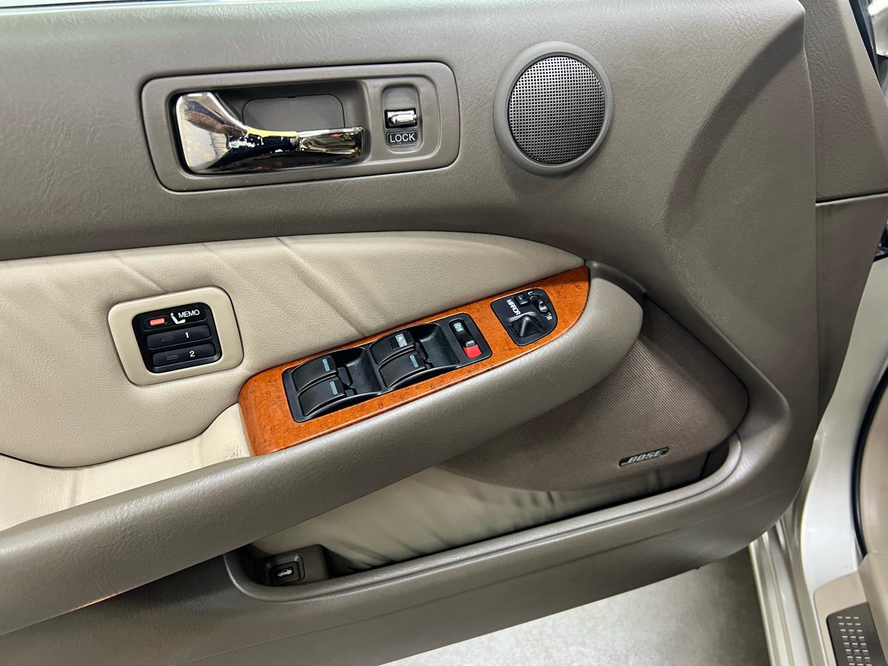 Acura RL 3.5RL with Navigation System 2004