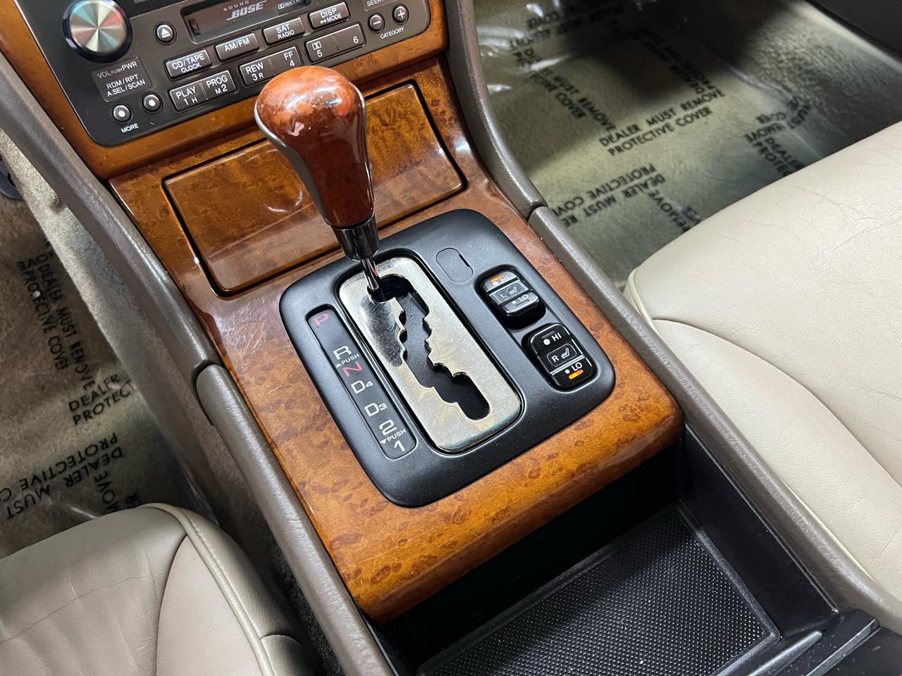 Acura RL 3.5RL with Navigation System 2004