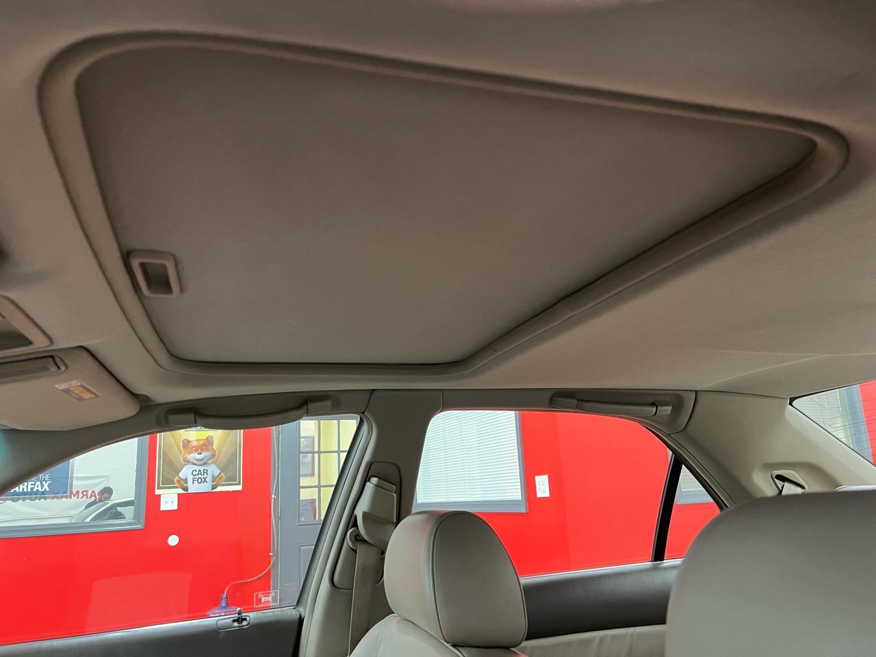 Acura RL 3.5RL with Navigation System 2004