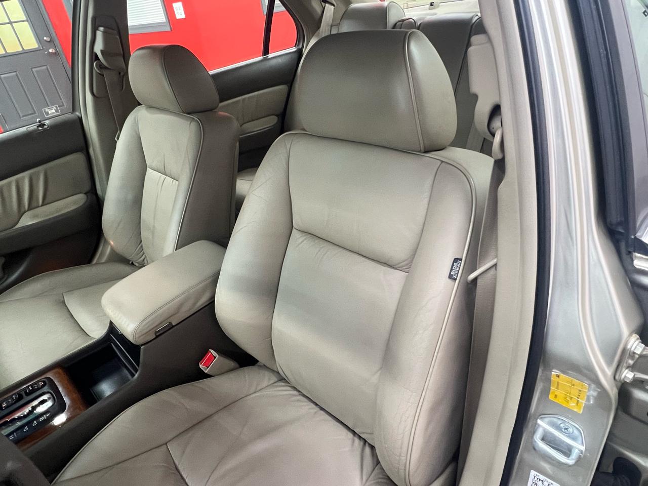 Acura RL 3.5RL with Navigation System 2004