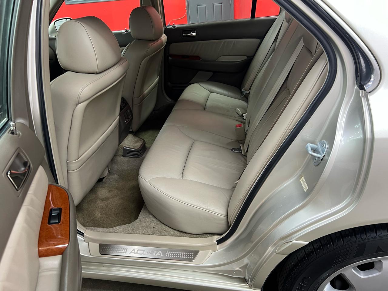 Acura RL 3.5RL with Navigation System 2004