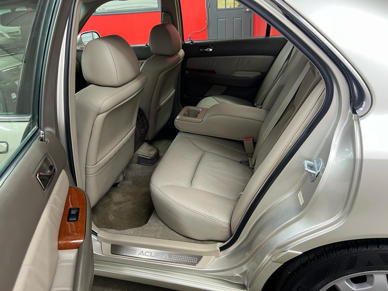 Acura RL 3.5RL with Navigation System 2004